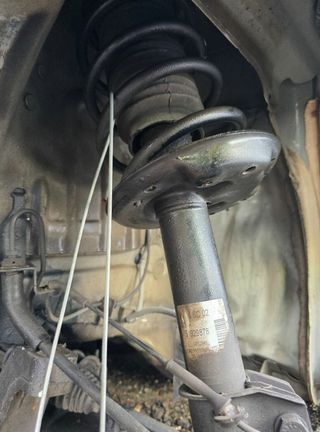 Amortiguador peugeot 1387280 1609616780 bipper