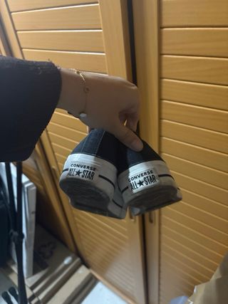 Zapatillas negras converse