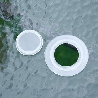 Tavolo da Giardino con Foro per Ombrellone, Mobili da Esterno in Metallo e Vetro 120X80X70Cm Grigio