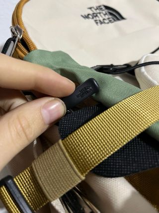 Mochila The North Face beige y verde