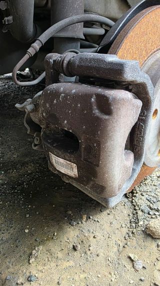 Pinza de freno trasera 4401q1 peugeot 3008 1382532