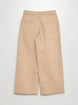 Pantalón vaquero ancho Bershka beige