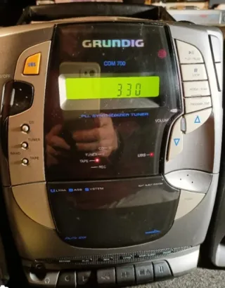 Microcadena Grundig CDM 700 Gris