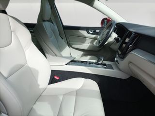 VOLVO XC60 PLUS T6 AWD HIBRIDO ENCHUFABLE ELRCTRICO/GASOLINA BRIGHT