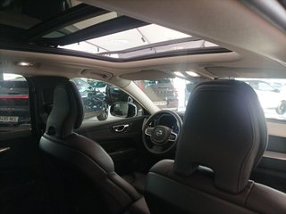 VOLVO XC60 PLUS T6 AWD HIBRIDO ENCHUFABLE ELRCTRICO/GASOLINA BRIGHT