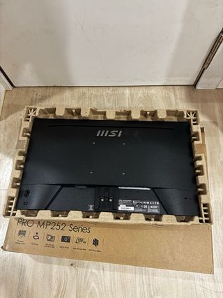 Monitor MSI PRO MP252 da 24,5” Full HD IPS