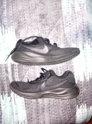 Tenis Nike Negros