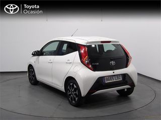 TOYOTA Aygo 1.0 70 x-play