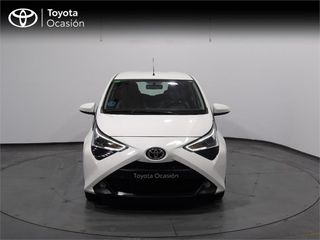 TOYOTA Aygo 1.0 70 x-play