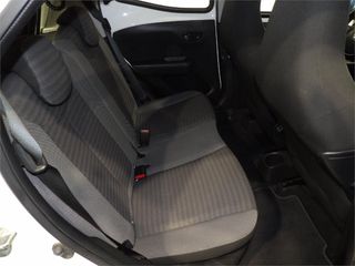 TOYOTA Aygo 1.0 70 x-play