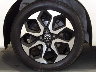 TOYOTA Aygo 1.0 70 x-play