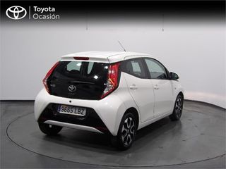 TOYOTA Aygo 1.0 70 x-play