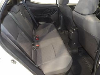 TOYOTA Yaris 1.5 120H Active Plus