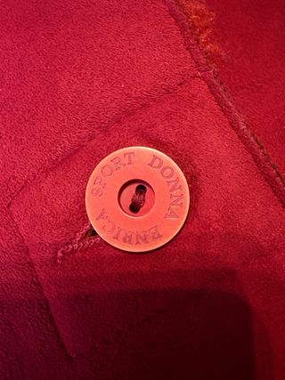 Giaccone rosso con pelliccia