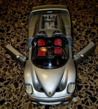 Ferrari F50 Burago Escala 1:18