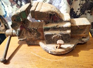 Antigua MORDAZA Tornillo de banco ARNO Años 1920'