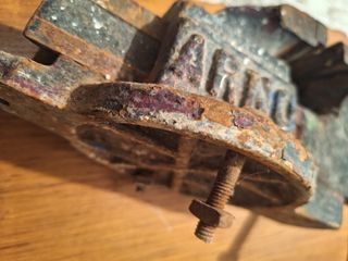 Antigua MORDAZA Tornillo de banco ARNO Años 1920'