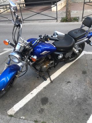 Suzuki Marauder 250cc Custom