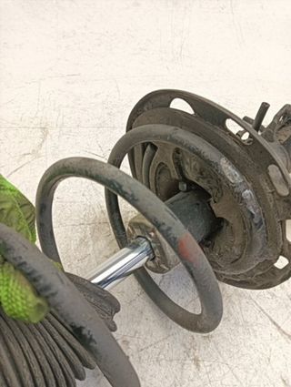 AMORTIGUADOR DELANTERO IZQUIERDO TOYOTA VERSO (AU