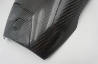 TAPA ASIENTRO TRASERO EN CARBONO BMW R1100S