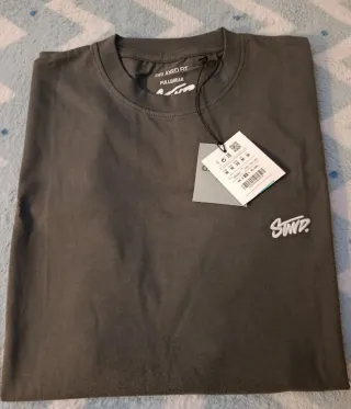 Camiseta Pull&Bear Relaxed Fit Verde Oliva Talla M