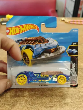 9 Coches Hot Wheels