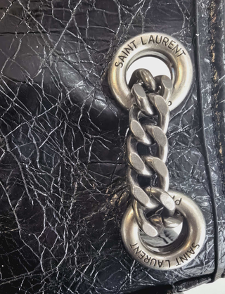 Bolso YSL Niki mediano negro, completamente nuevo