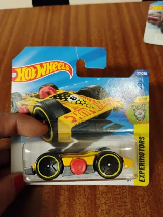 9 Coches Hot Wheels