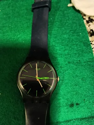 Reloj Swatch azul y Verde venta en persona