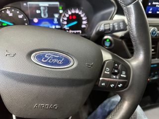 Ford Kuga Titanium 2.5 Duratec PHEV 165kW Auto