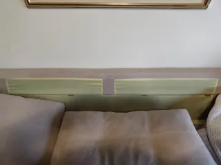 Sofá 2 plazas amplias(205 cm) color beige.