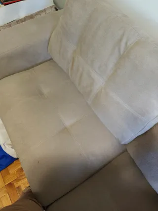 Sofá 2 plazas amplias(205 cm) color beige.