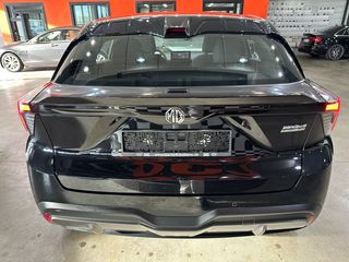 MG MG4 51kWh Standard