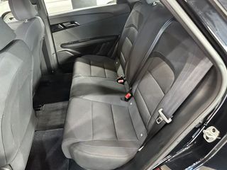 MG MG4 51kWh Standard