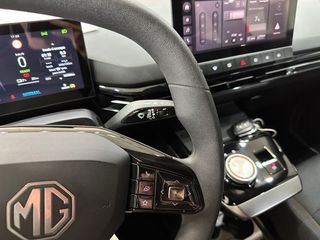 MG MG4 51kWh Standard