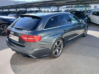 AUDI RS4 4.2 V8 FSI quattro S tronic