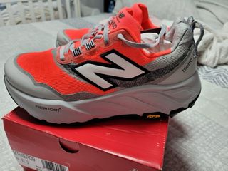 New Balance Fresh Foam X Hierro V9 Naranja/Gris