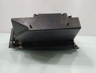 Guantera renault 8200475689 clio grandtour 537601