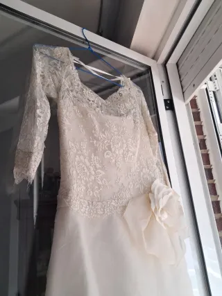 Vestido de Novia crudo Encaje
