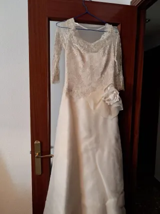 Vestido de Novia crudo Encaje
