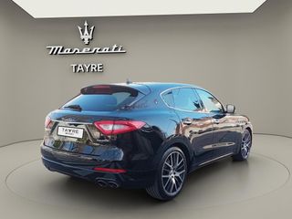 Maserati Levante V6 275 HP D AWD