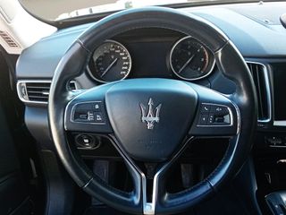 Maserati Levante V6 275 HP D AWD