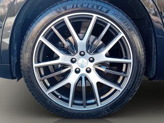 Maserati Levante V6 275 HP D AWD