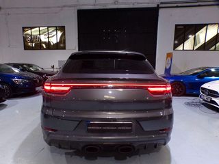 PORSCHE Cayenne Coupé GTS