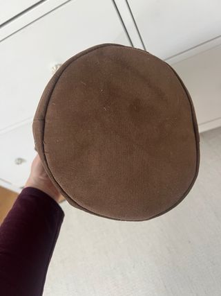 Bolso shopper tachuelas