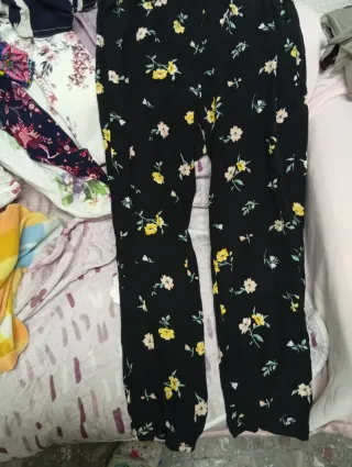 4 pantalones ligeros Talla S