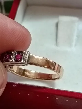 Anello Oro 14k e Rubini Misura 16-17