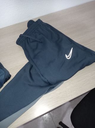 Conjunto Deportivo Nike Azul y Gris