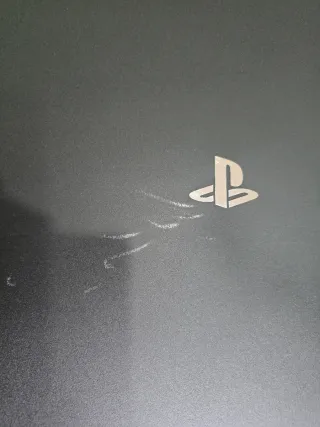 PS4 Pro 1TB Negra + Mando + GTA V