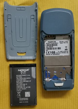 Teléfono Móvil Nokia 3120